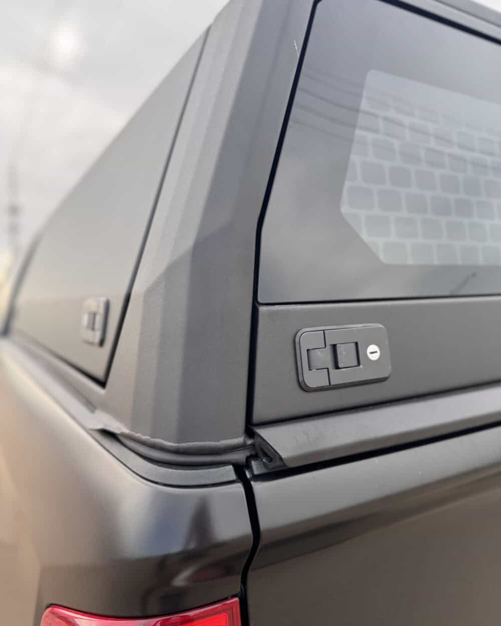 Navigator Canopy – Toyota Tundra (2021) – 5.5ft - Image 8